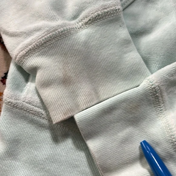 Juicy Couture Velour Green small Hoodie Jacket
With flaws - Picture 2 of 14